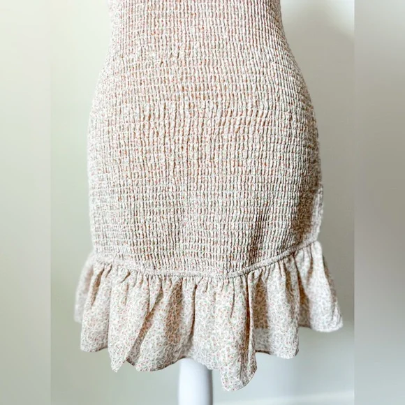 Storia Ditsy Smocked Floral Mini Dress - Picture 11 of 14